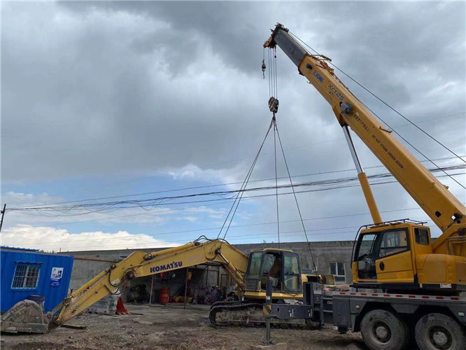 高唐县25吨吊车的工作半径是多少？